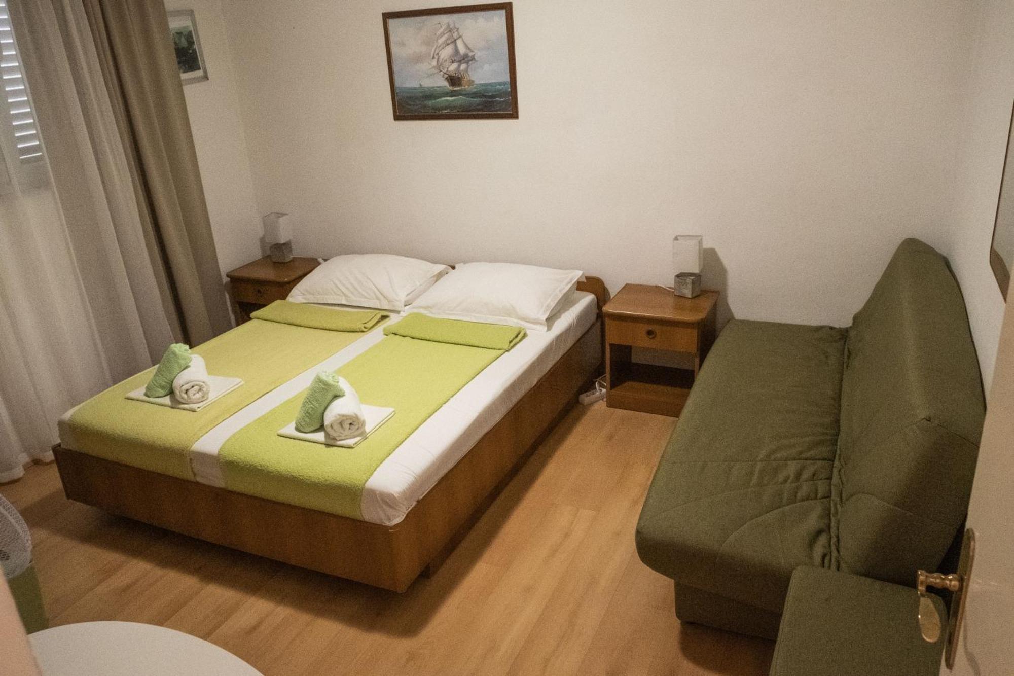 Maya Apartment *